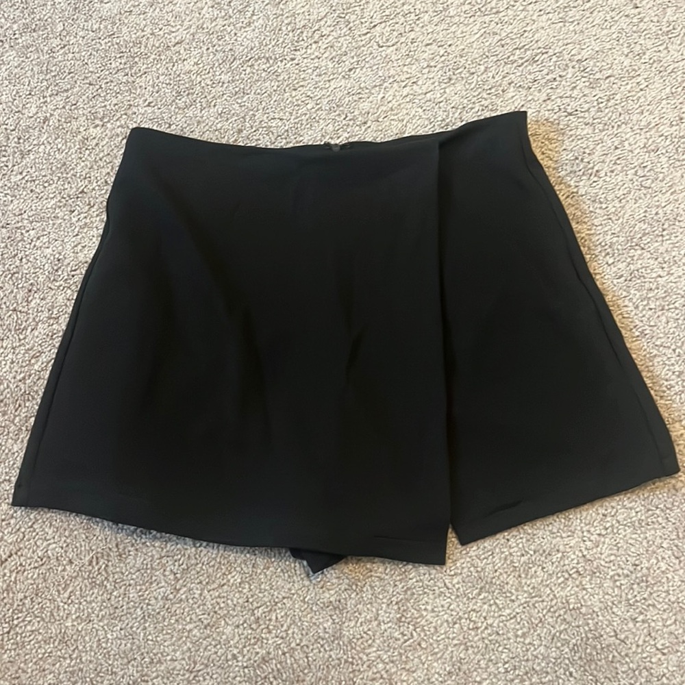 NEW She + Sky Black Skort - Size L